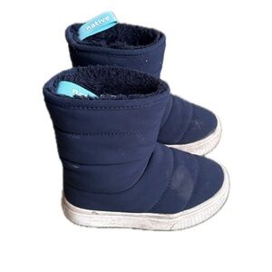 Native Chamonix Summit Insulated Winter Boots Navy blue size 9